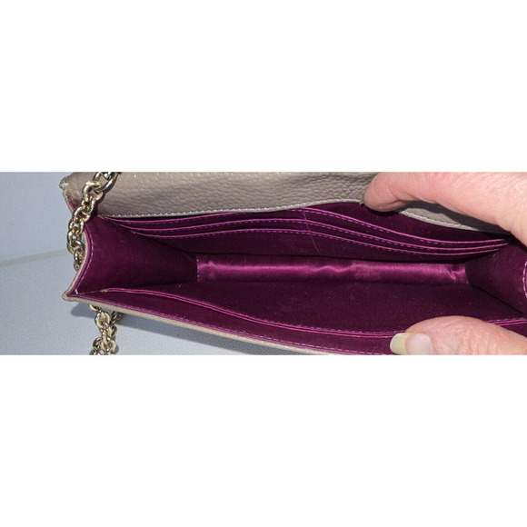 Henri Bendel Taupe Patent Leather Crossbody Bag Wallet On A Chain Clutch - Picture 16 of 16
